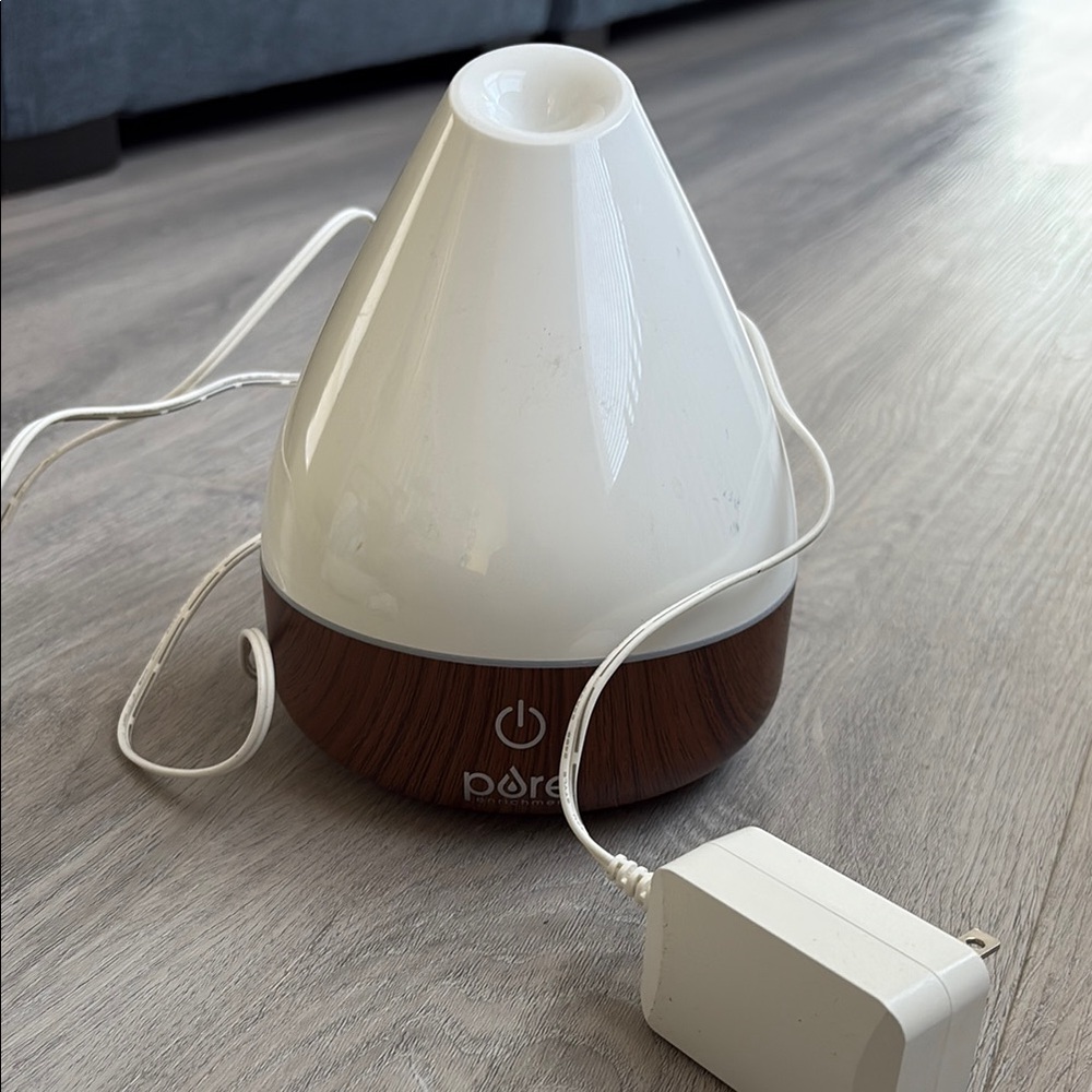 Pur White and Brown Aroma Diffuser